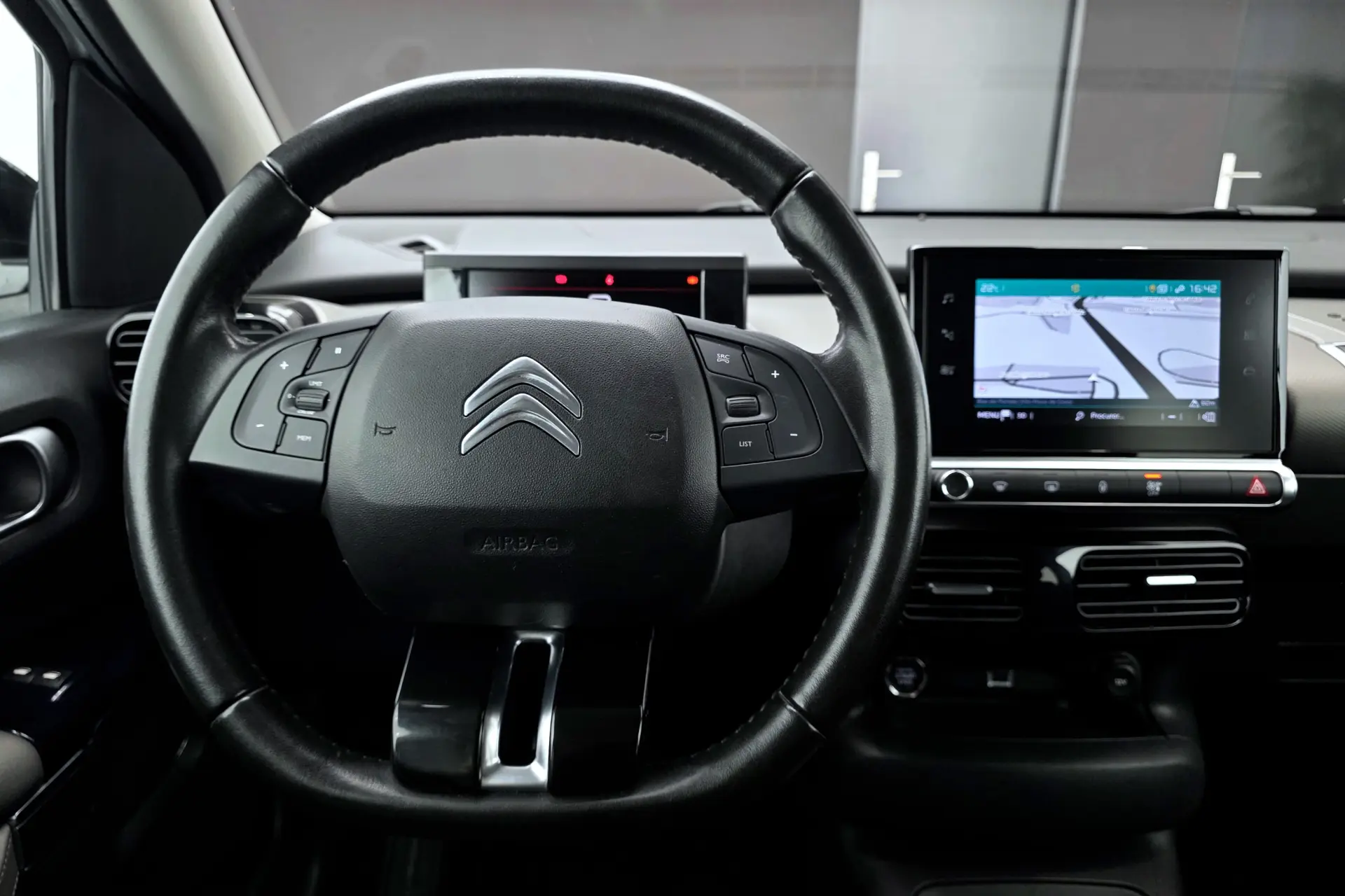 Citroen C4 Cactus 1.2 PureTech Shine Pack 13