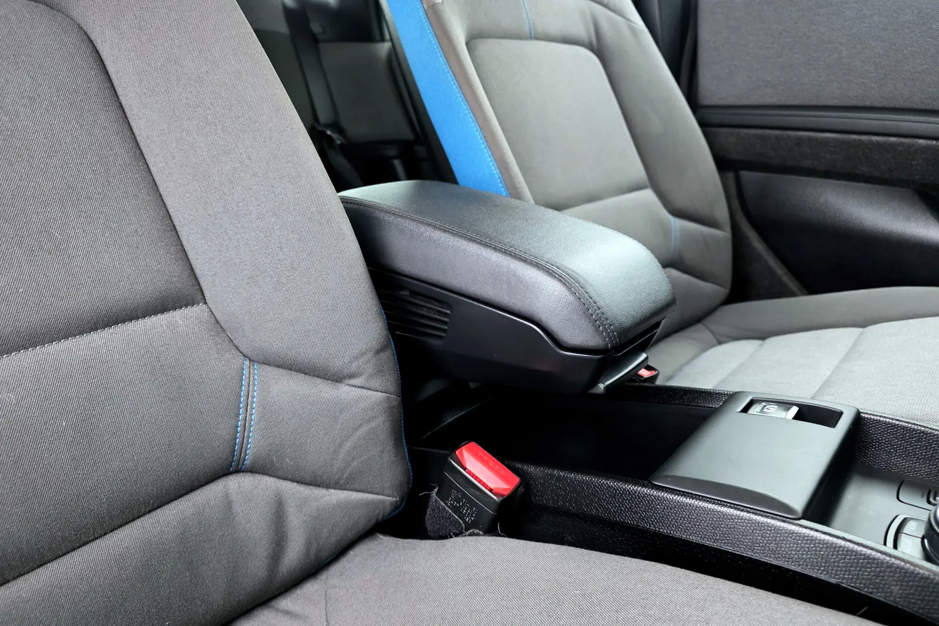 BMW i3 120Ah 24