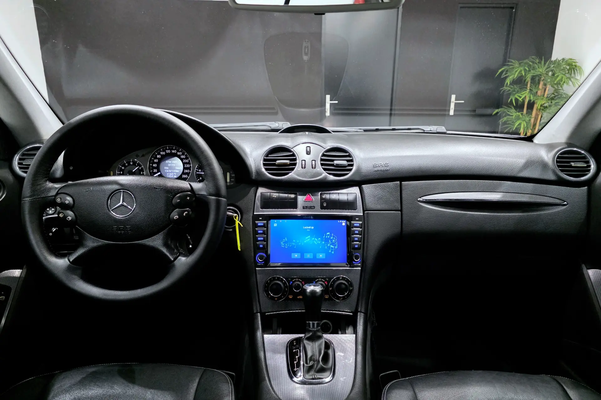 Mercedes-Benz CLK 270 CDi Avantgarde 7