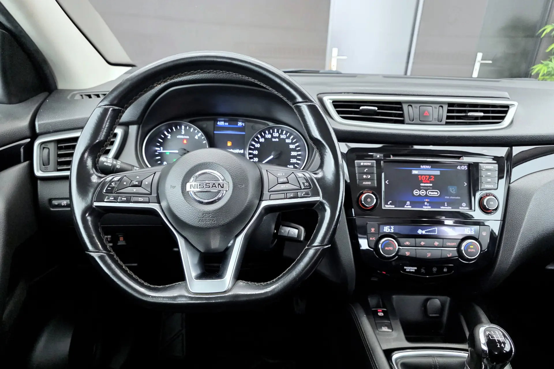 Nissan Qashqai 1.7 dCi N-Connecta 13