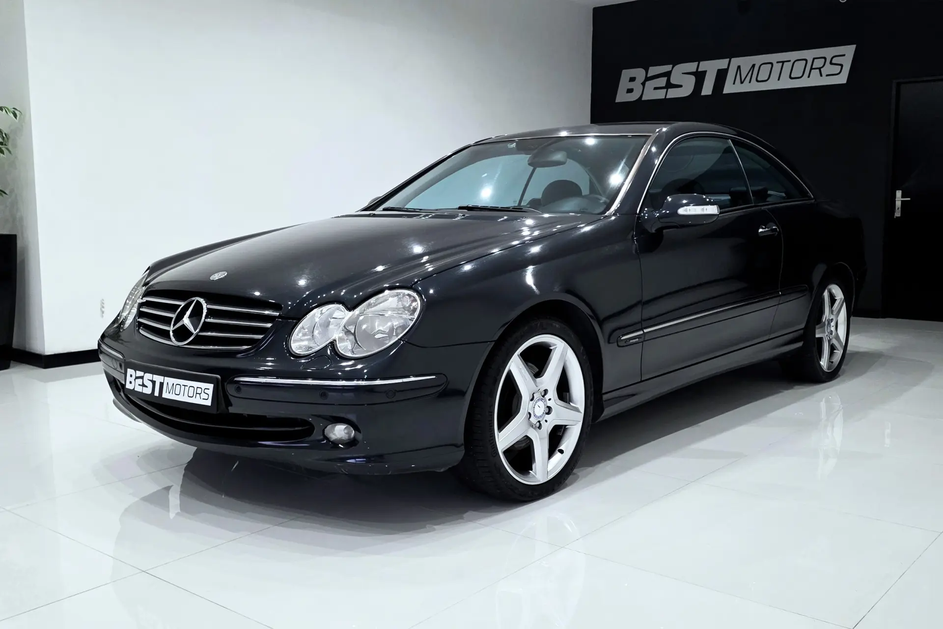 Mercedes-Benz CLK 270 CDi Avantgarde 4