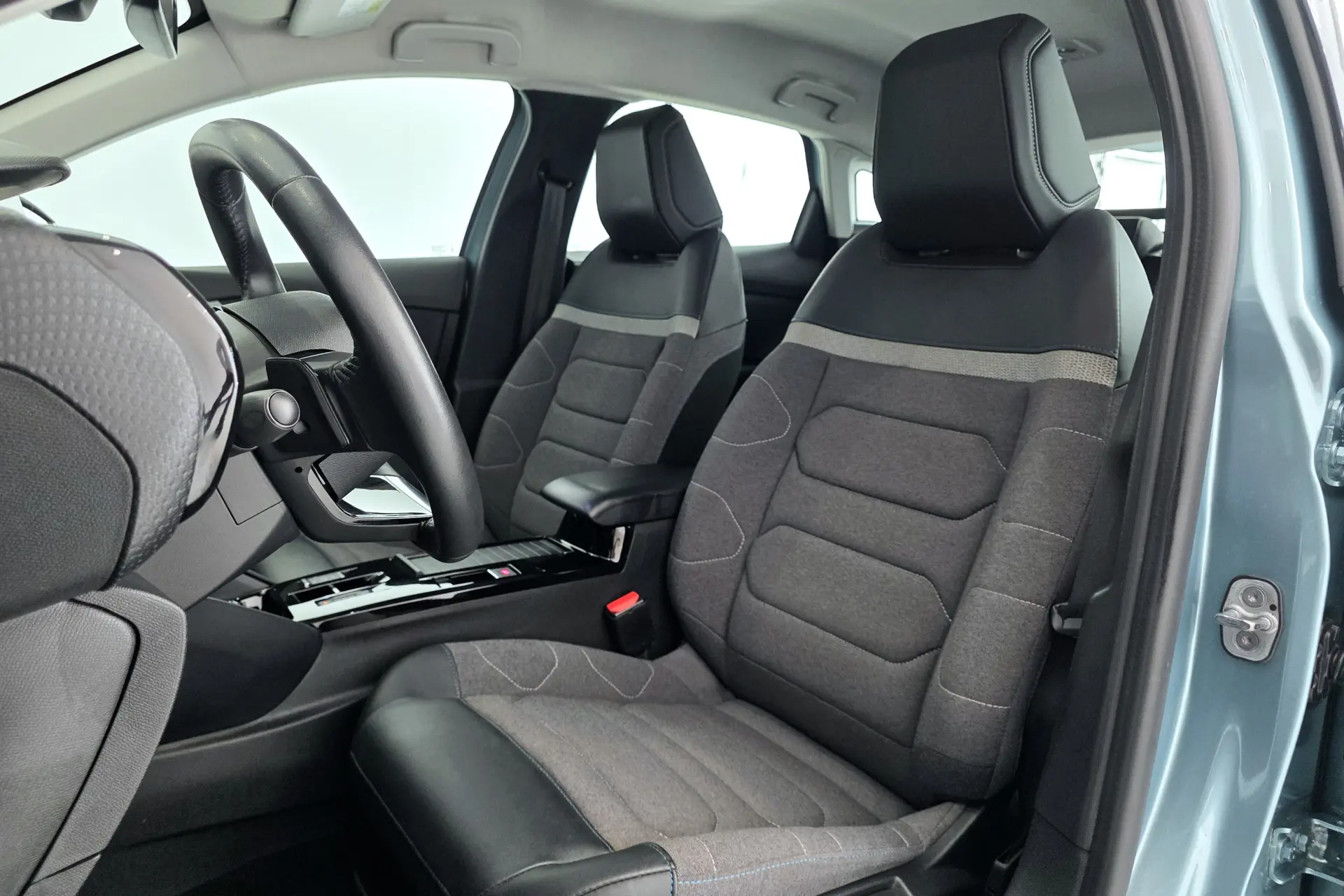 Citroën C4 PureTech 130 Stop&Start EAT8 PLUS 8