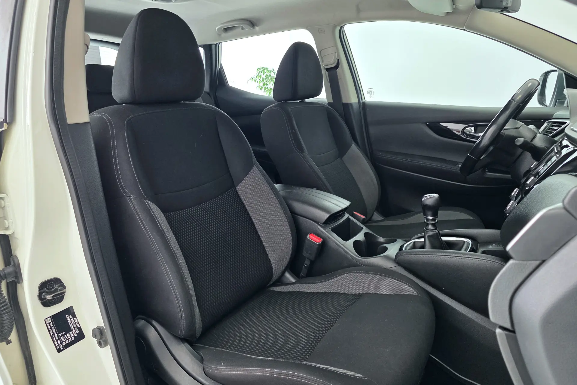 Nissan Qashqai 1.7 dCi N-Connecta 12