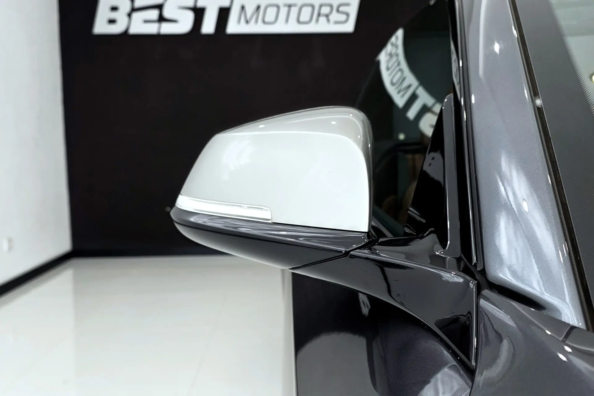BMW M240i xDrive Auto 32