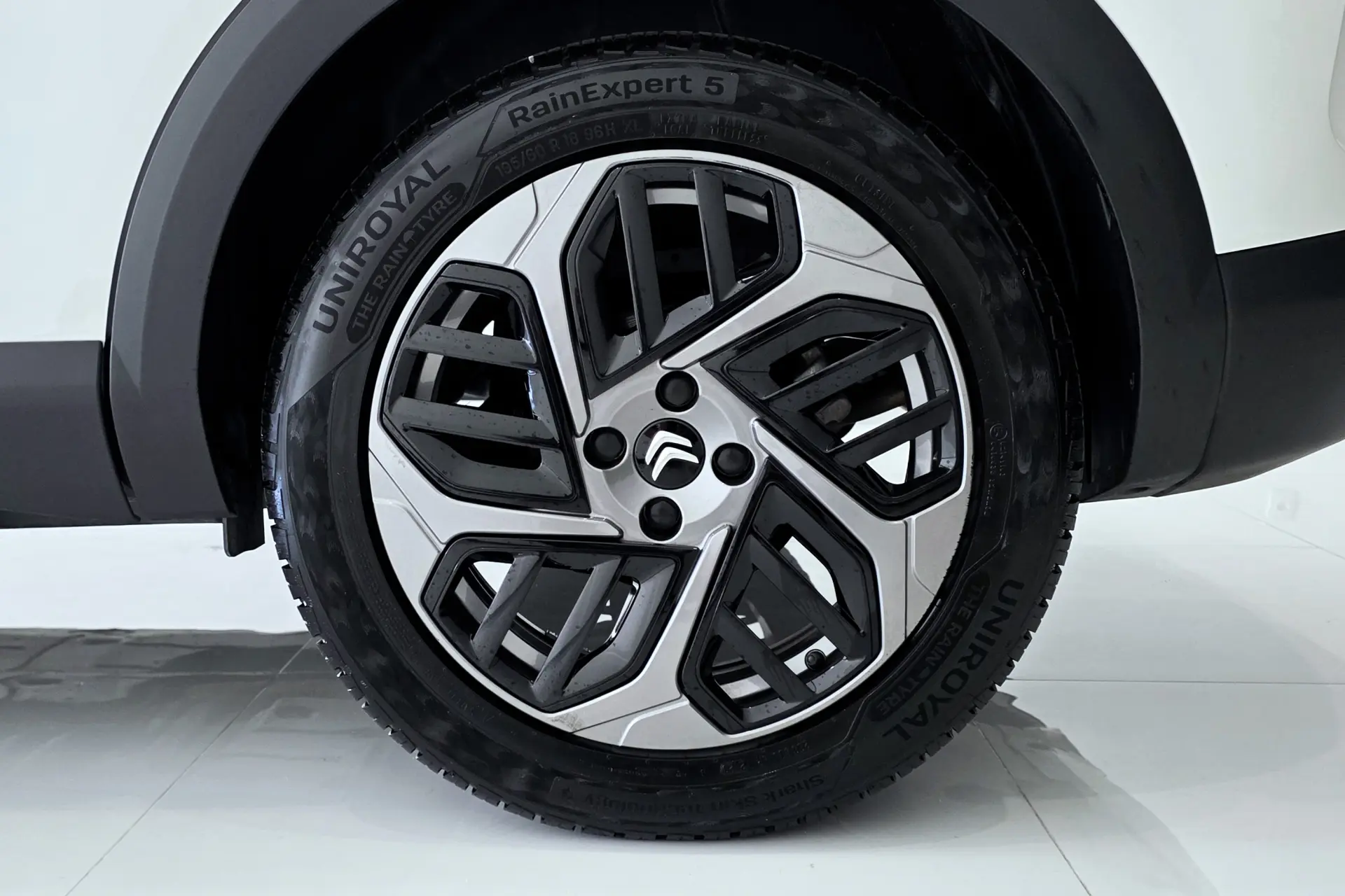 Citroen C4 PureTech 130 Stop&Start EAT8 C-SERIES 30