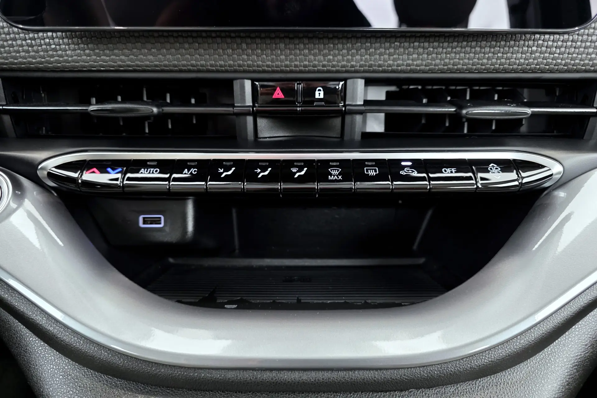 Fiat 500e 42kWh la Prima (by Bocelli) 22