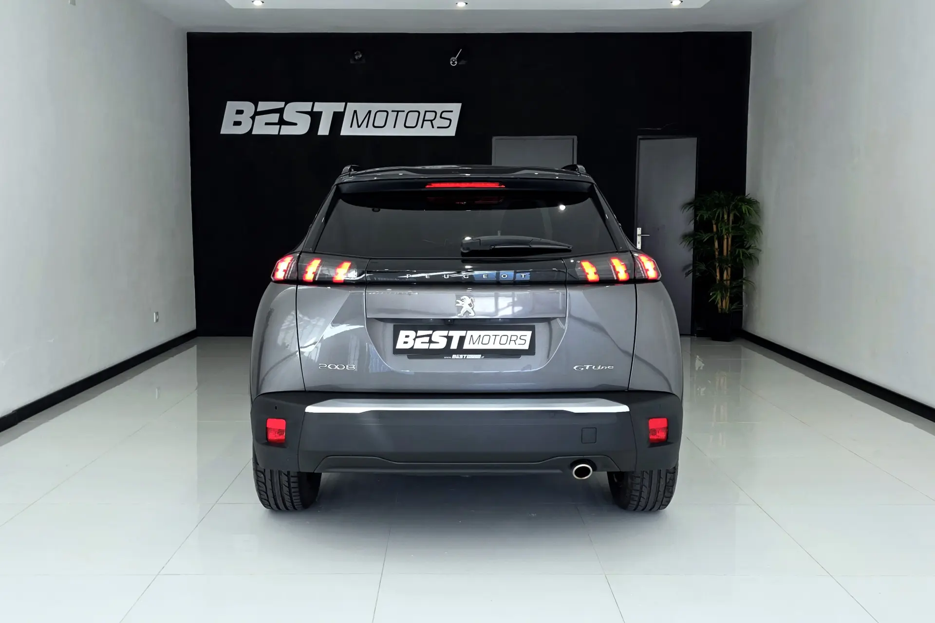 Peugeot 2008 1.5 BlueHDi GT Line EAT8 6