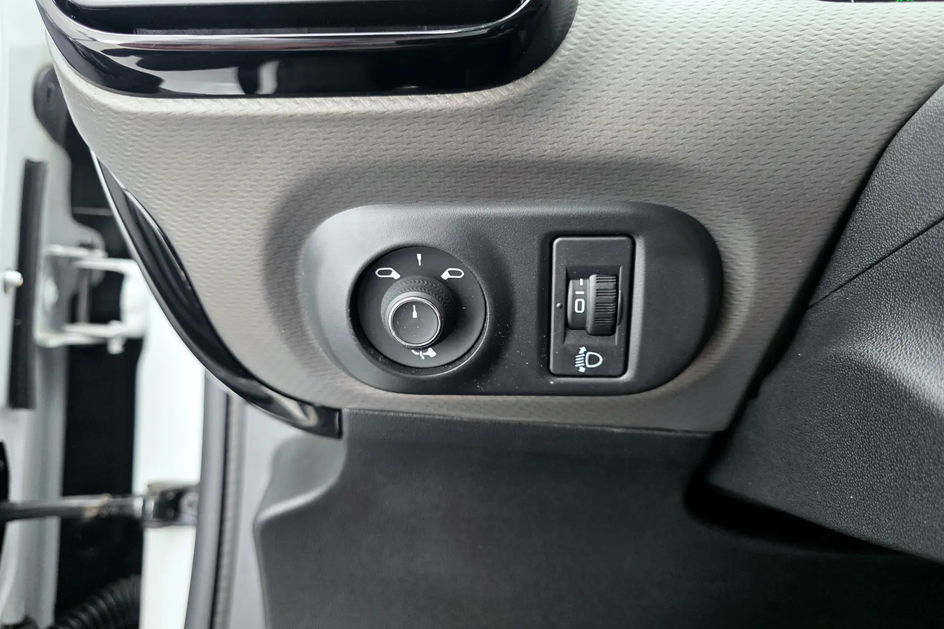 Citroen C4 Cactus 1.2 PureTech Shine Pack 17