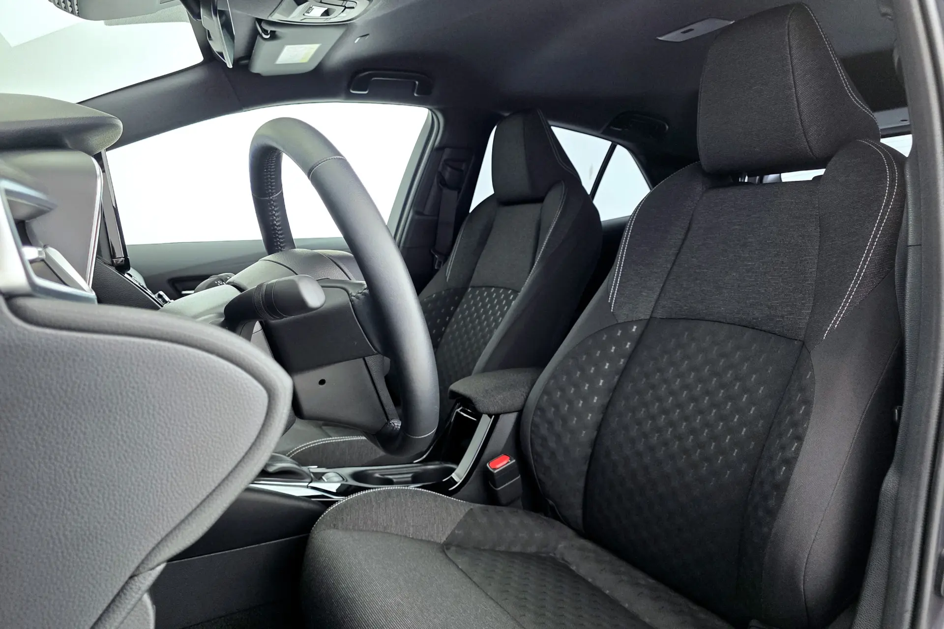 Toyota Corolla 1.8 Hybrid Comfort Plus 8