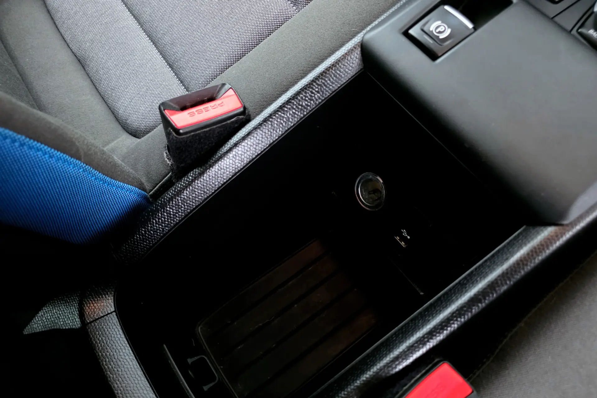 BMW i3 120Ah 25