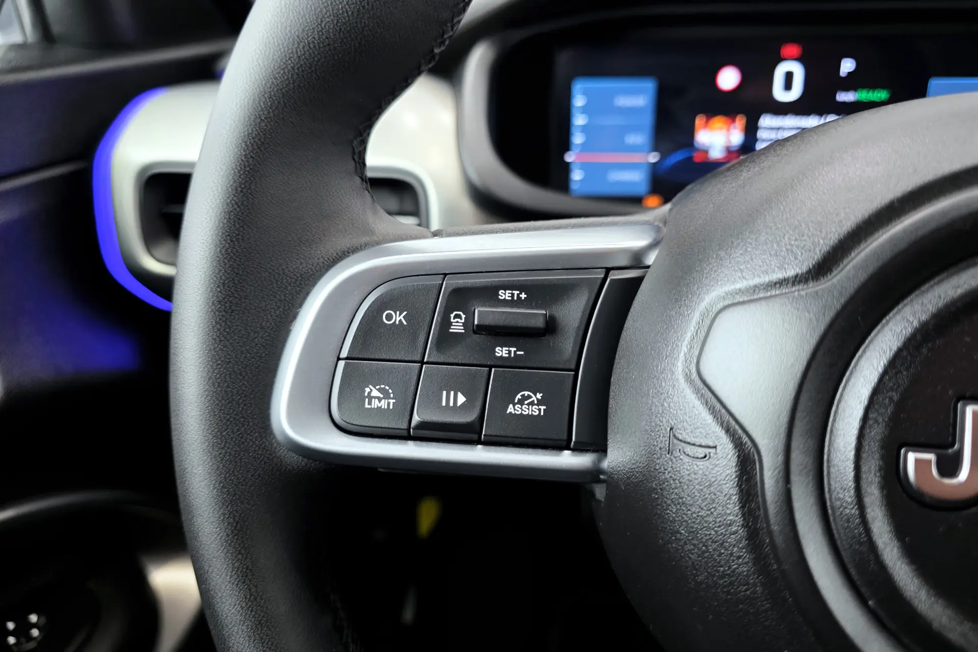 Jeep Avenger 54 kWh Summit Plus 21