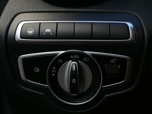 Mercedes-Benz C 300 de T 9G-TRONIC AMG Line 26