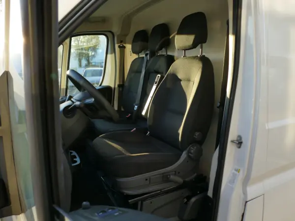Citroen Jumper 2.2 BlueHDi 3.3T L3H2 26