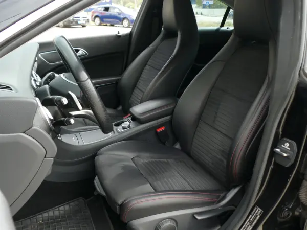 Mercedes-Benz CLA 200 d AMG Line Aut. 24