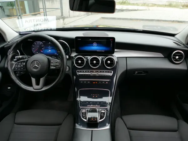 Mercedes-Benz C 300 de Avantgarde 37