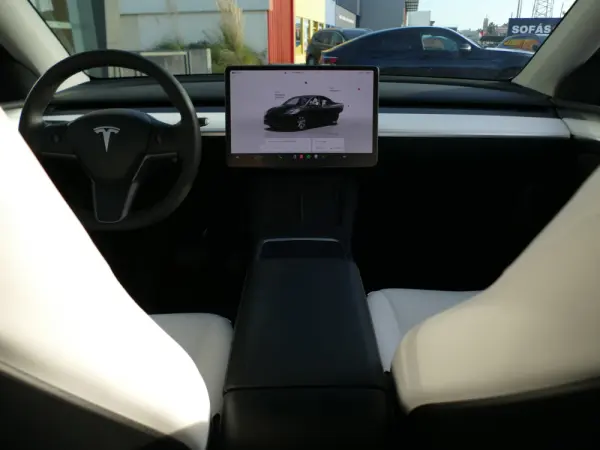 Tesla Model Y Standard 35
