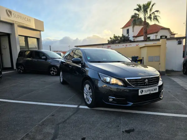 Peugeot 308 1.5 BlueHDi Style EAT8 3