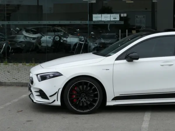 Mercedes-Benz A 35 AMG 4Matic 15