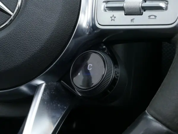 Mercedes-Benz A 35 AMG 4Matic 38