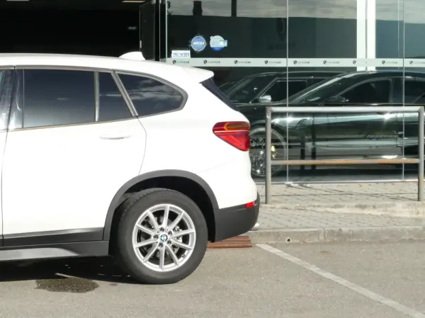 BMW X1 16 d sDrive Advantage 16