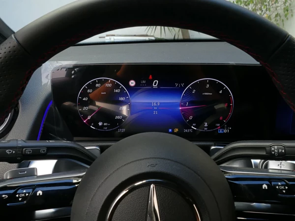 Mercedes-Benz GLB 180 d AMG Line 17