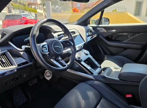 Jaguar I-Pace EV400 R-Dynamic SE AWD 14
