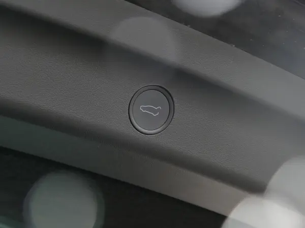 Tesla Model Y Long Range Tração Integral 12