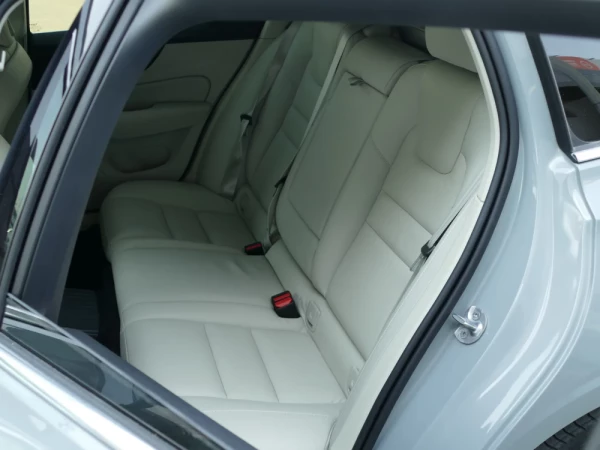 Volvo V60 2.0 T6 AWD TE Core 29