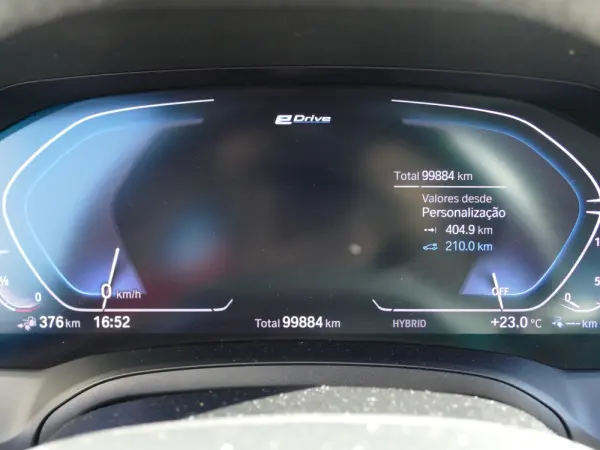 BMW 330 e iPerformance Advantage 16