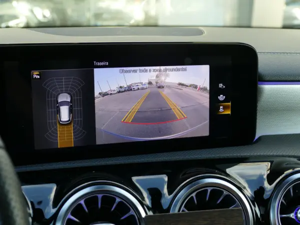 Mercedes-Benz CLA 250 e Shooting Brake AMG Line 19