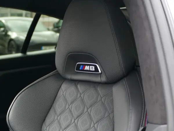 BMW M8 Competition 36