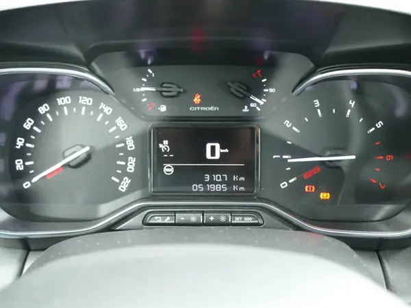 Citroen C3 Aircross 1.2 PureTech Feel 18