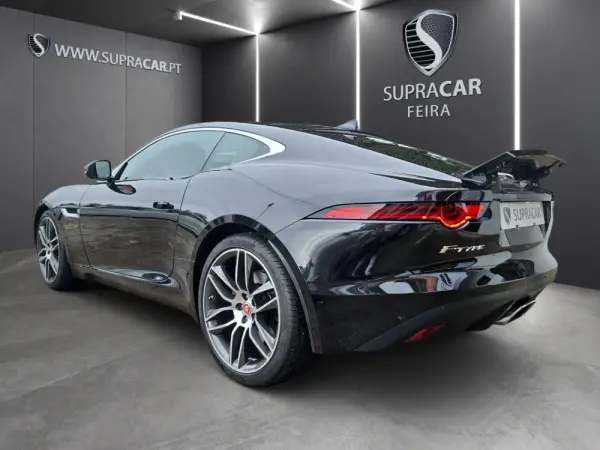 Jaguar F-Type 2.0 i4 R-Dynamic 5