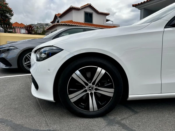 Mercedes-Benz C 220 d Avantgarde 18