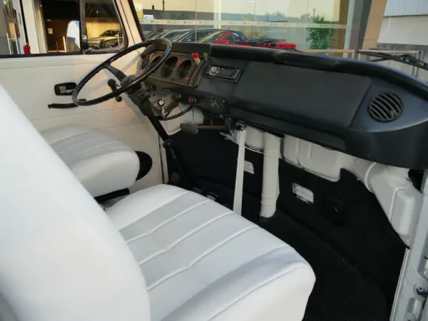 Volkswagen Type 2 25