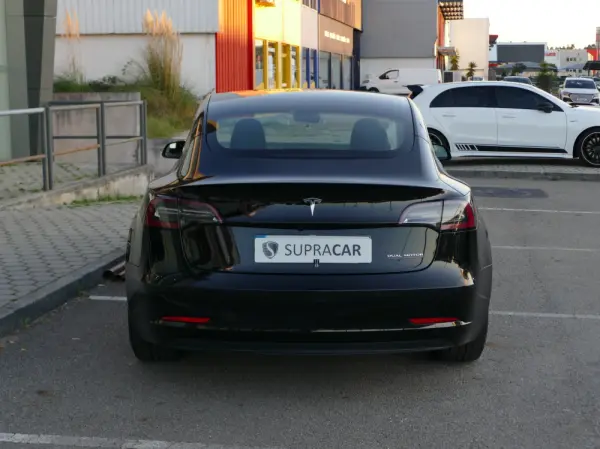 Tesla Model 3 Performance Dual Motor AWD 5