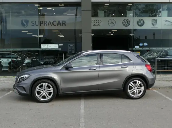 Mercedes-Benz GLA 180 CDi Urban 34