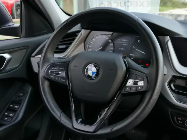 BMW 116 d Corporate Edition Auto 34