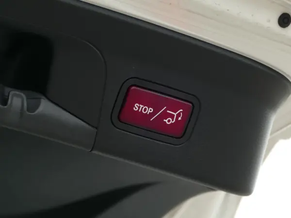 Mercedes-Benz GLC 220 d 4Matic 9G-TRONIC AMG Line 14
