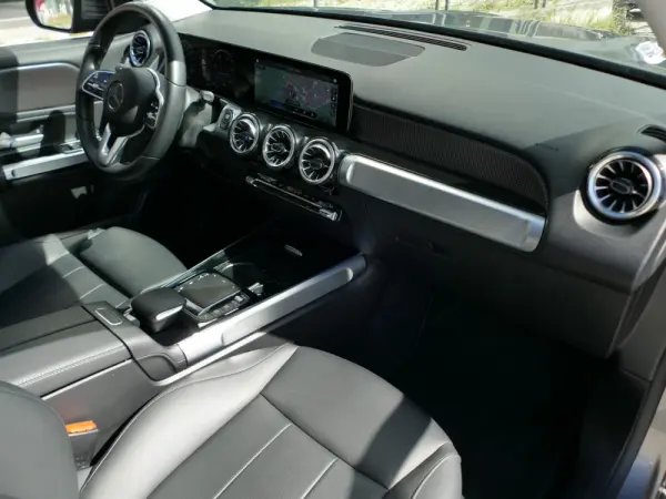 Mercedes-Benz EQB 250 Progressive 26