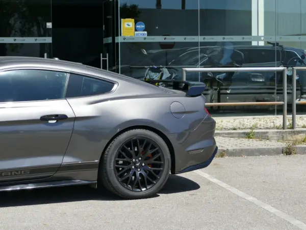 Ford Mustang GT Bullit 8