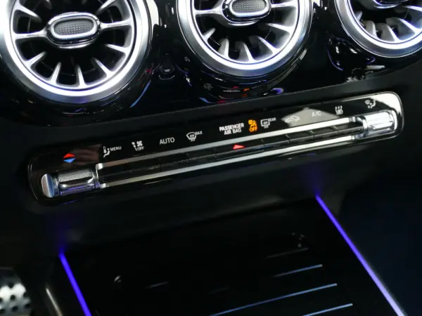 Mercedes-Benz GLA 250 e AMG Line 23