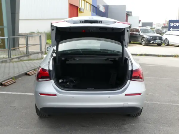 Mercedes-Benz A 250 Limousine e Style Plus 13