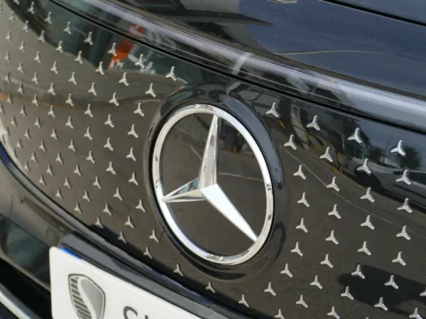 Mercedes-Benz EQA 250+ AMG Line 11