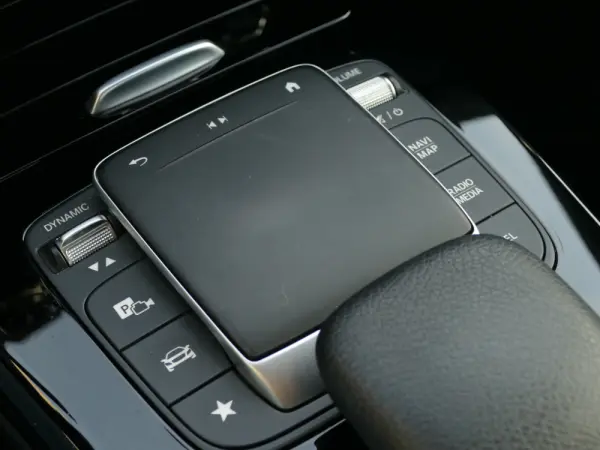 Mercedes-Benz A 250 e Style Plus 24