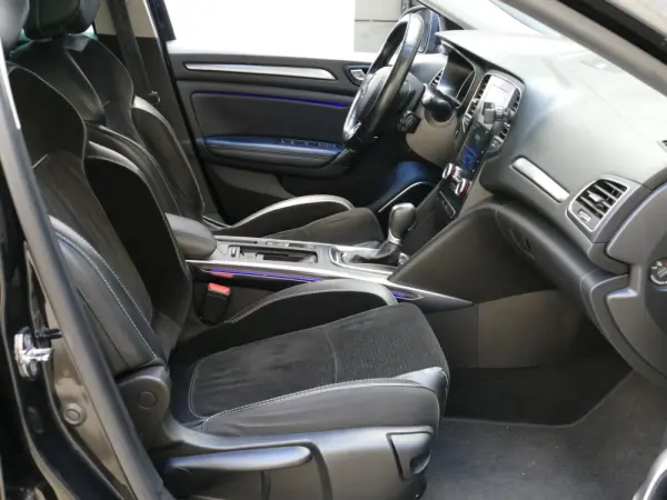 Renault Mégane Sport Tourer 1.5 dCi Bose Edition EDC 26