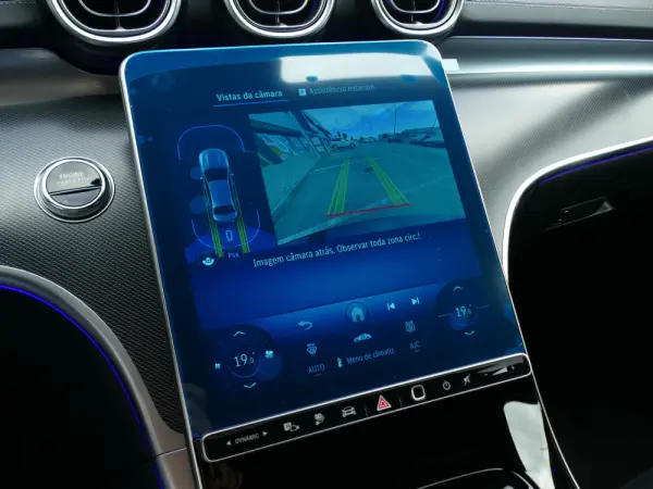 Mercedes-Benz C 300 e AMG Line 22