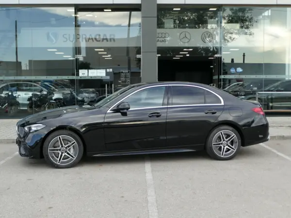 Mercedes-Benz C 300 e AMG Line 37