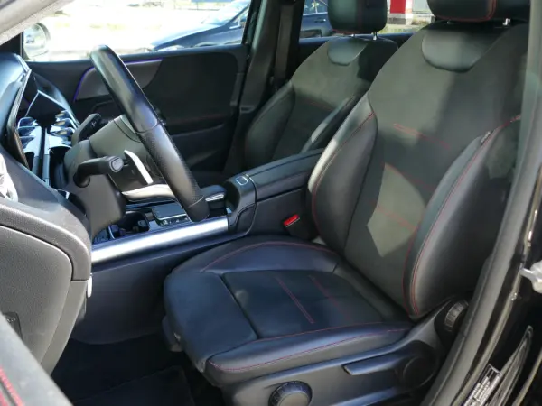 Mercedes-Benz B 250 e AMG Line 25