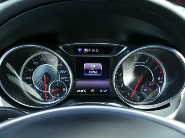 Mercedes-Benz CLA 45 AMG Shooting Brake 4-Matic 22